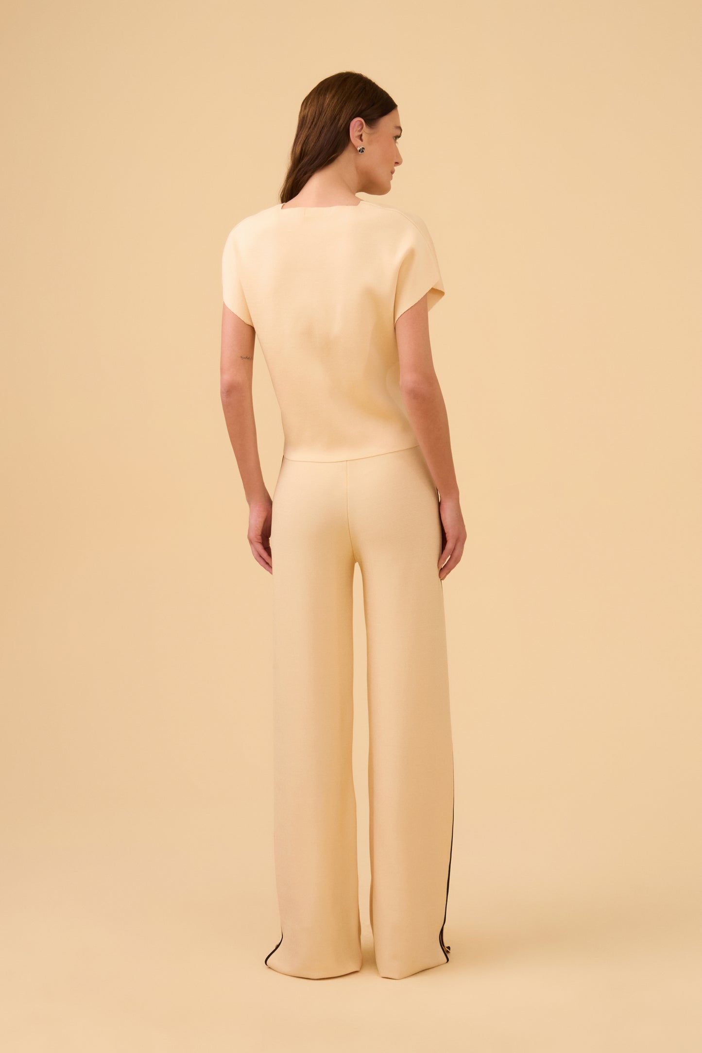 Blusa Manga Japonesa Em Tricot Bege Champagne