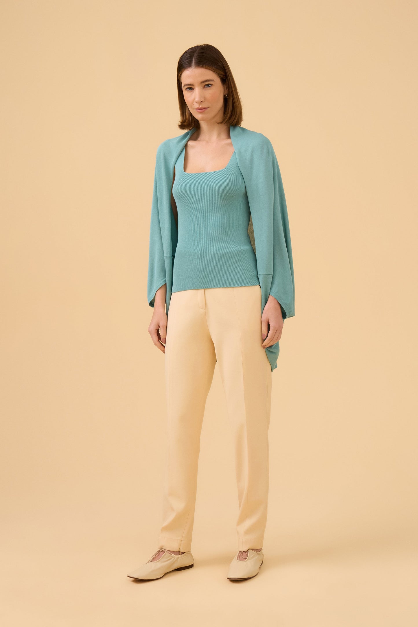 Casulo Amplo Em Tricot