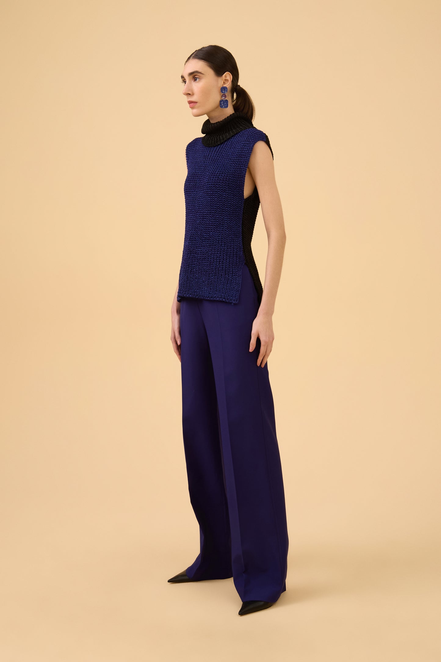 Colete Bicolor Em Tricot Purple Blue/preto