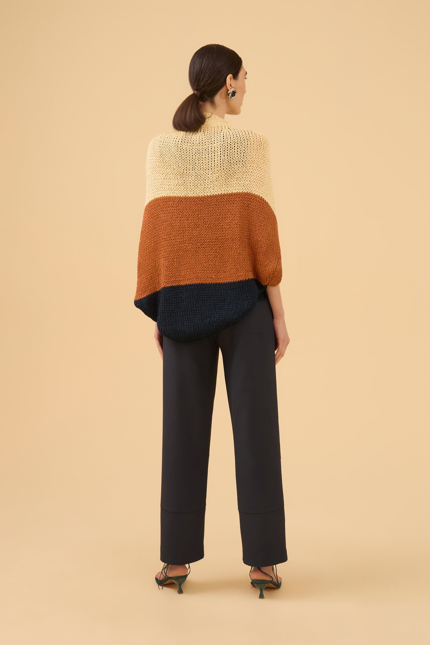 Casulo Tricolor Em Tricot Amarelo Claro/mocha Brow/verde Escuro