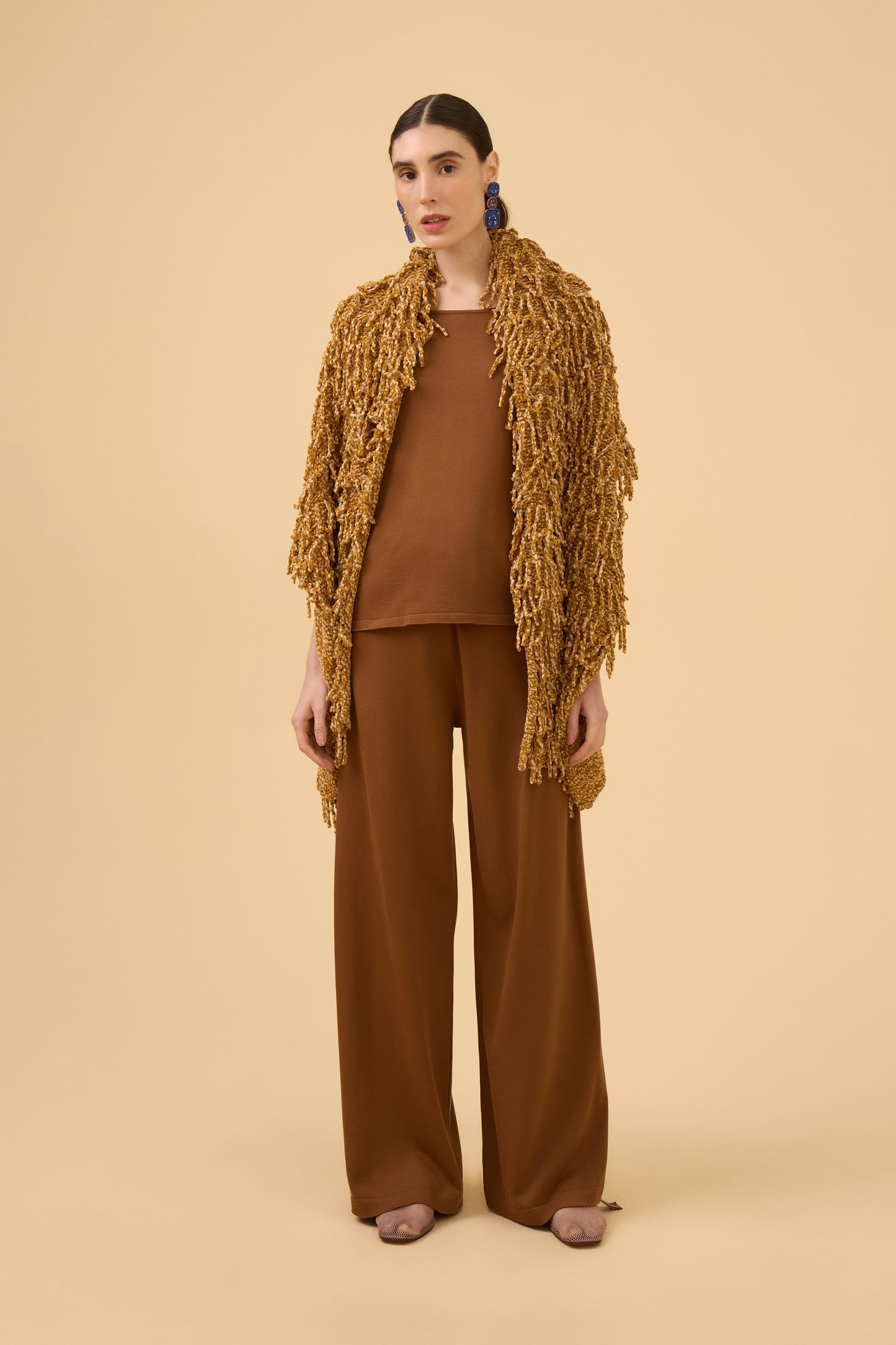 Xale Com Franjas Em Tricot Comb. Azeite