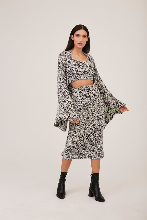 Over em Tricot Manual Mesclado Preto/Jasmine