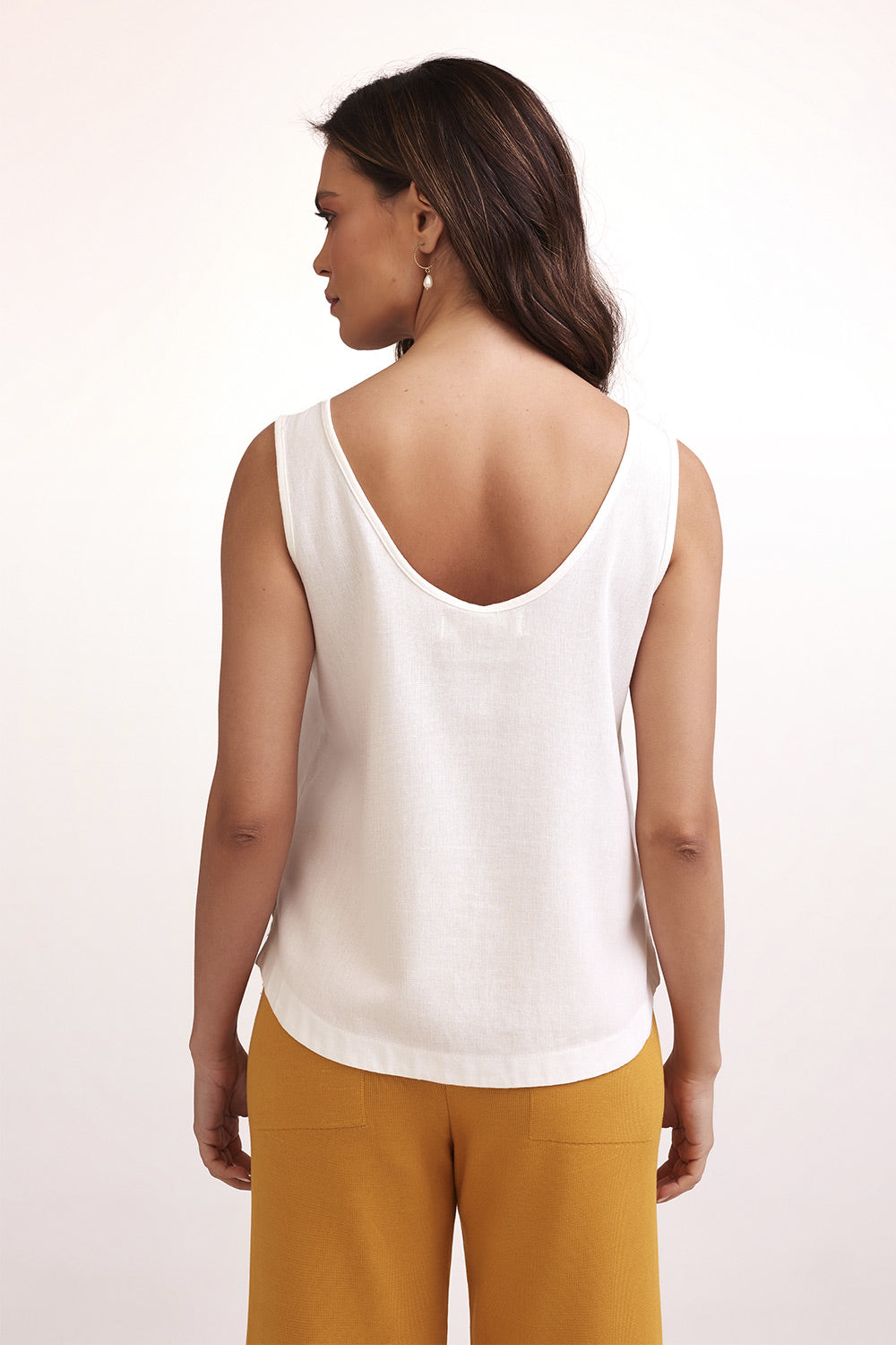 Blusa Regata Decote U Em Tecido Plano