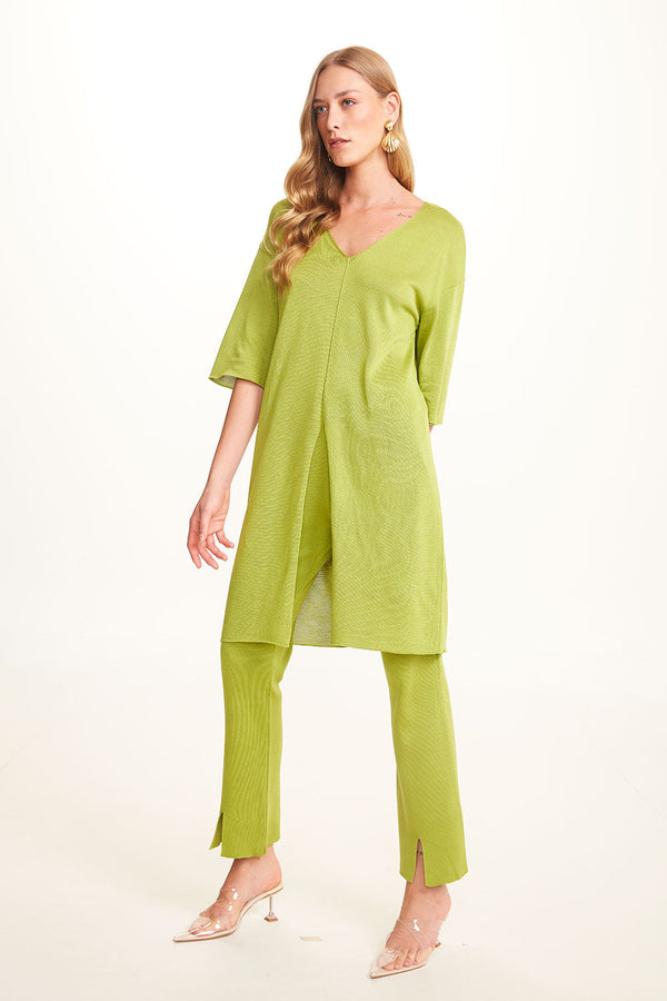 Calça Flare Fenda Frontal Em Tricot Verde Ervilha