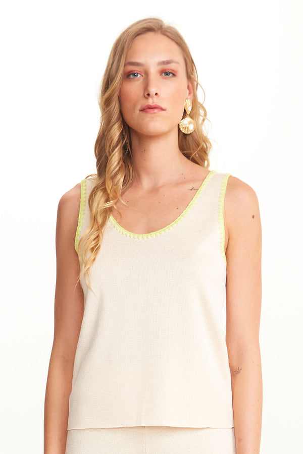 Regata Em Tricot Com Acabamento Bordado Verde Maçã