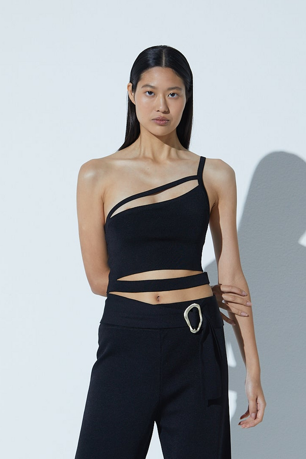 Top Com Tiras Em Tricot Preto