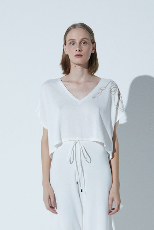 Camiseta Tricot Bordado Sisal