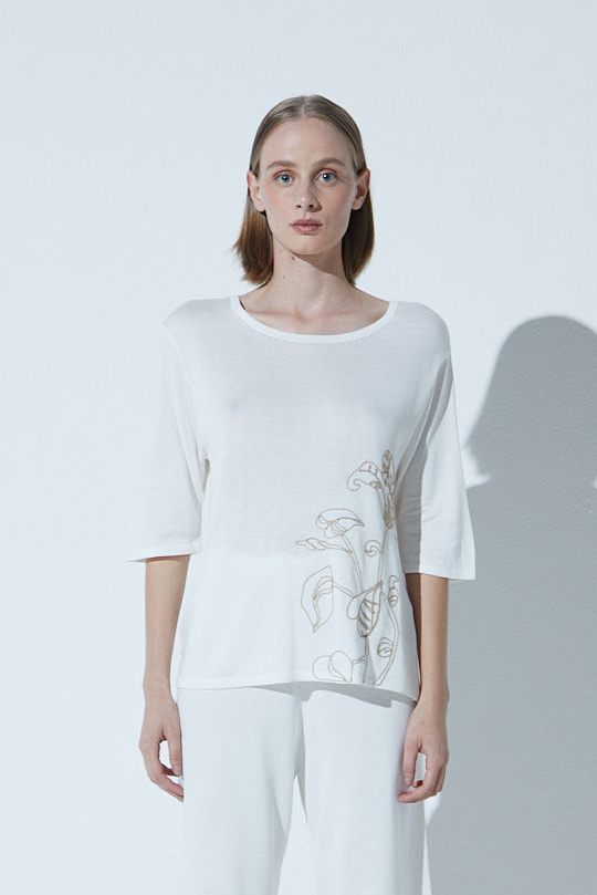 Camiseta Longa Tricot Bordado Sisal