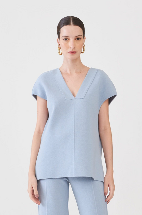 Blusa Ampla Sem Mangas Decote V