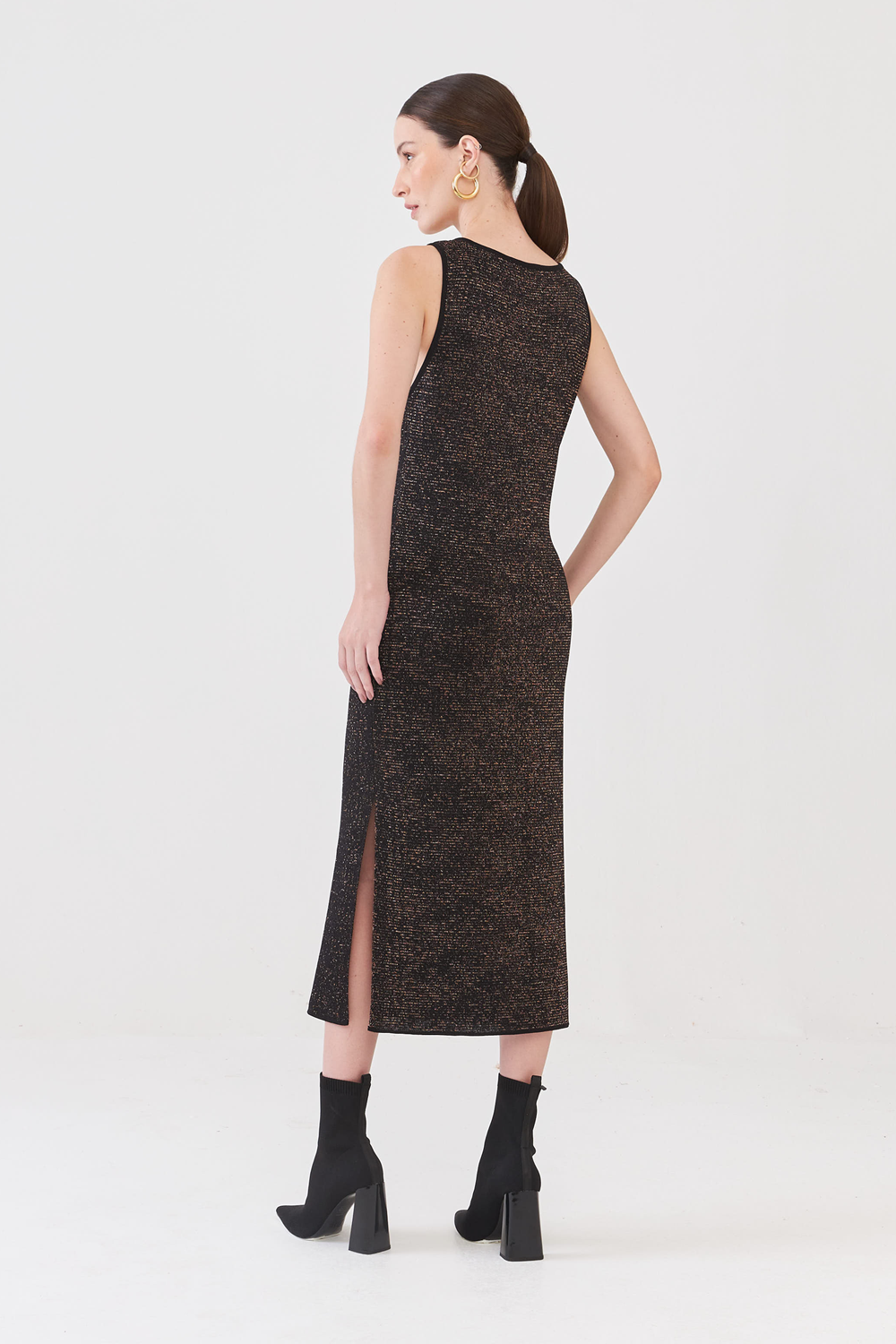 Vestido Em Midi Decote V Em Tricot Lurex