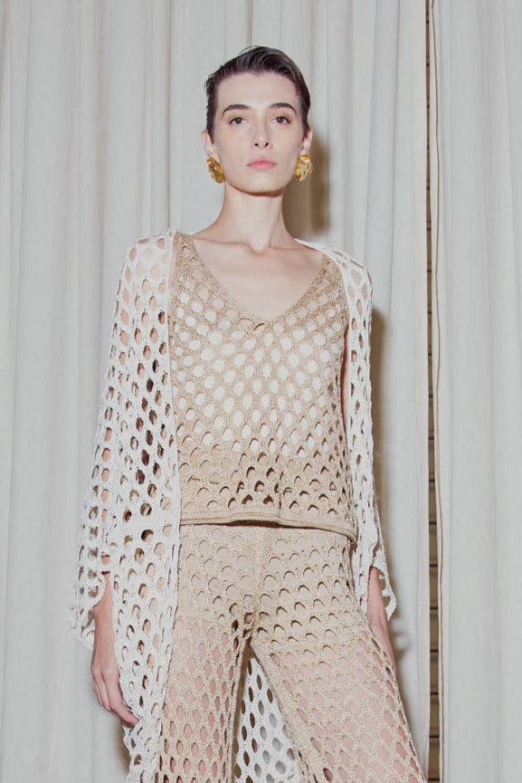 Regata Cropped Furos Em Tricot