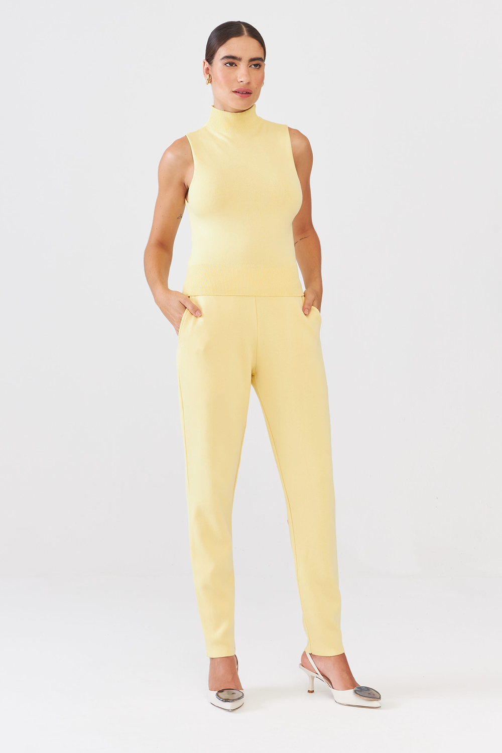 Calça Tricot Bolso Faca Amarelo Suave