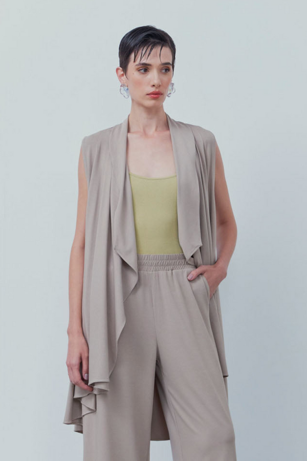 Colete Alongado Com Cinto Em Malha