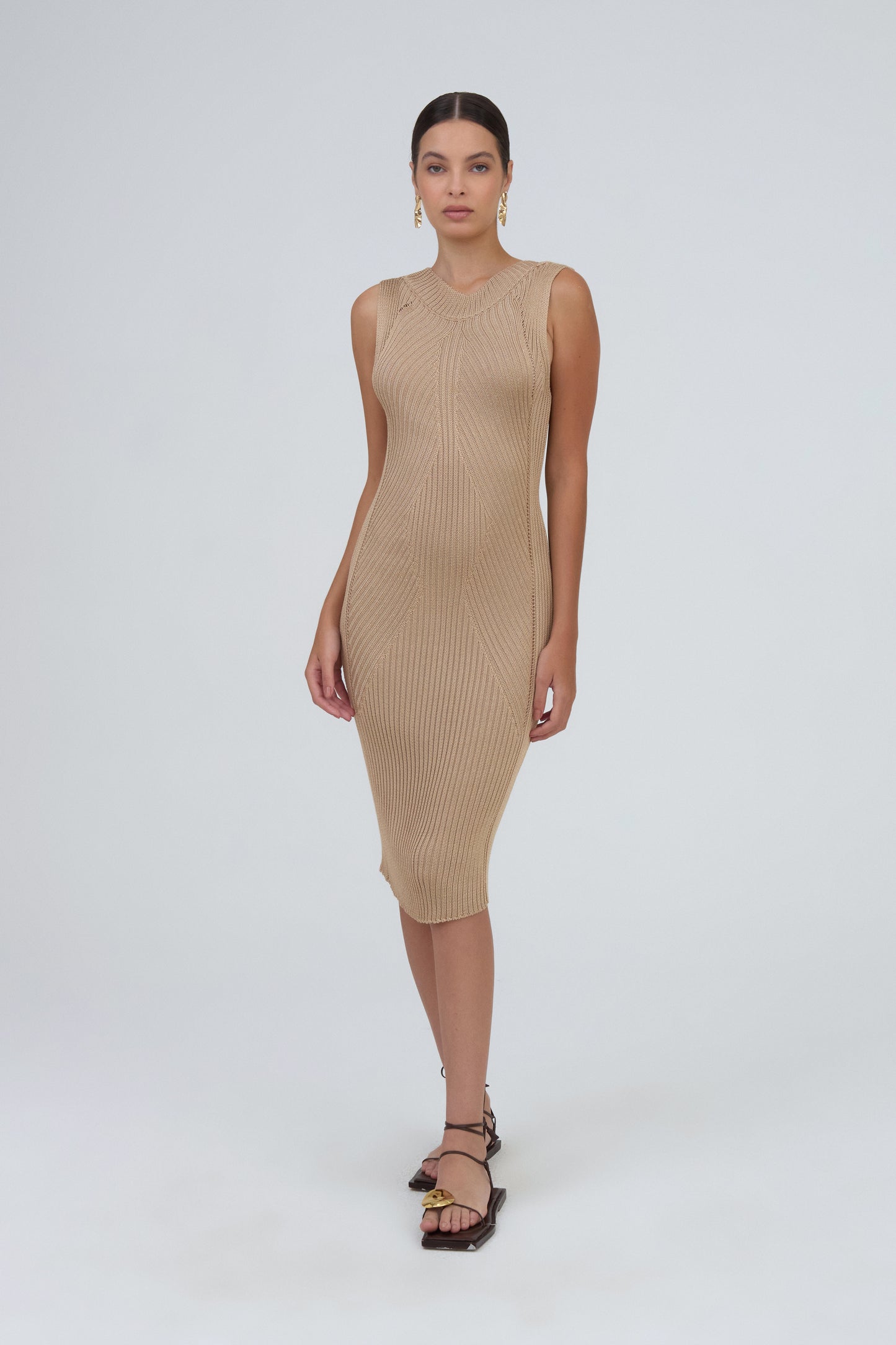 Vestido Midi Canelado Geométrico Em Tricot Dourado