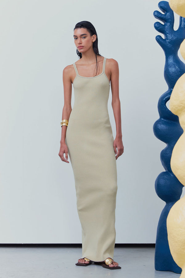 Vestido Longo Canelado Em Tricot