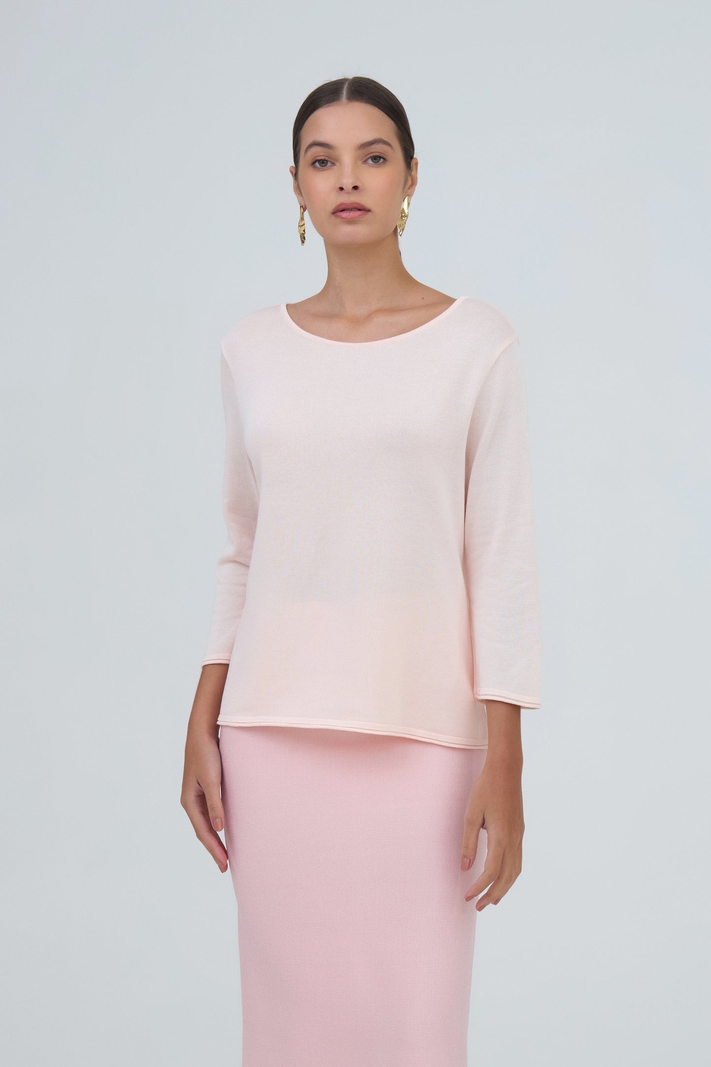 Blusa Manga Longa Decote Canoa Em Tricot Rosa Nude