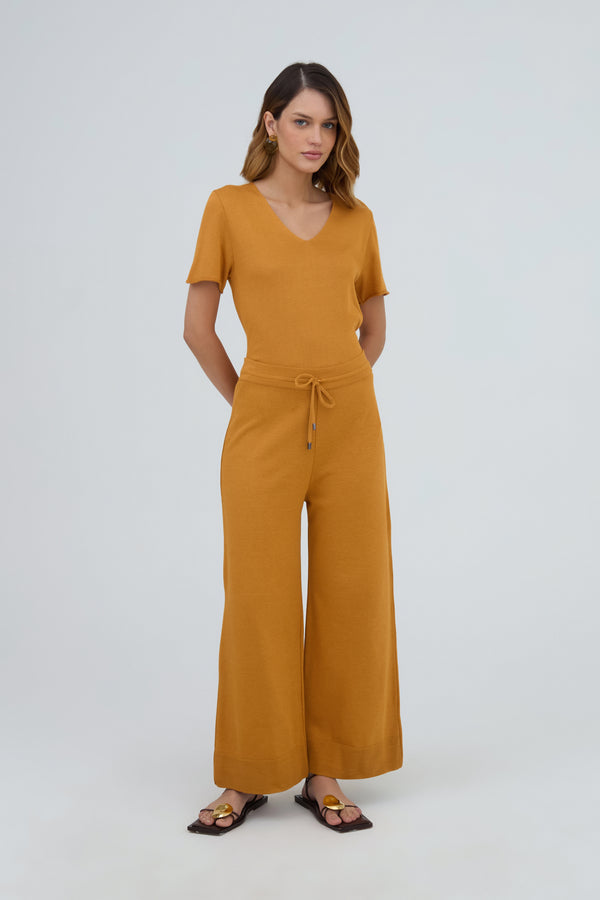 Calça Reta Com Cordão Em Tricot Caramelo