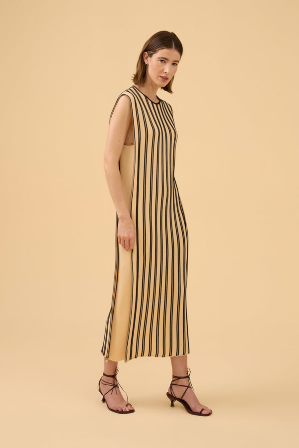 Vestido Reto Detalhe Bicolor Em Tricot Comb. Bege Champagne