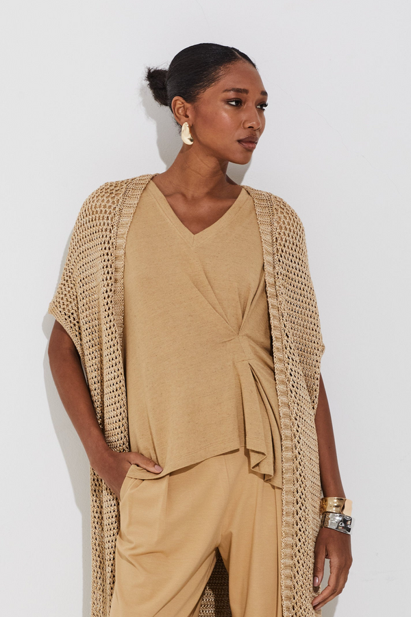 Blusa Em Malha Com Pregas Bege Classico