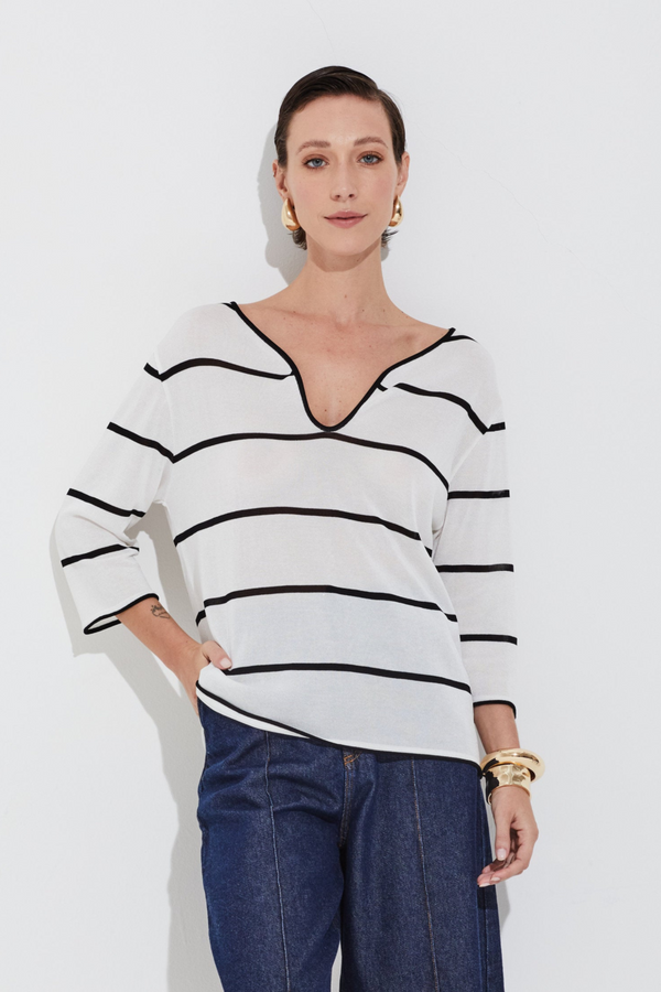 Blusa Em Tricot Manga Longa Com Listras Decote Em V Listrado Preto