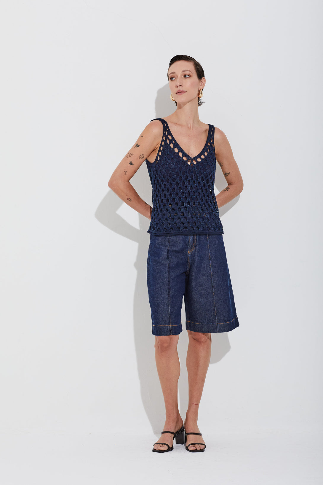 Bermuda Alfaiataria Jeans Escuro
