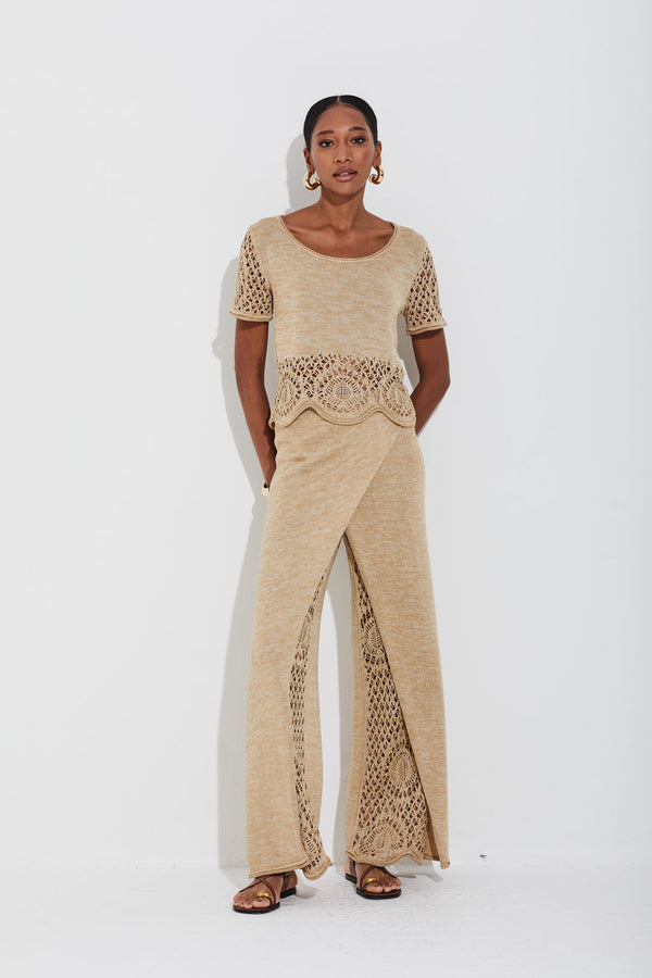 Calça Tricot Detalhes Em Trama Crochê Mix Tela Dourado