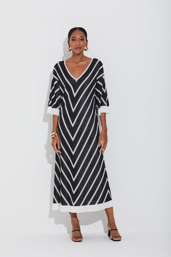 Vestido Jacquard Listrado Preto e Off White