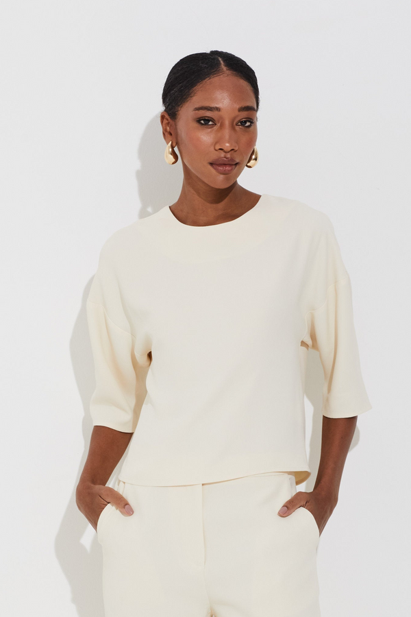 Blusa Crepe Manga Curta Off Amanteigado