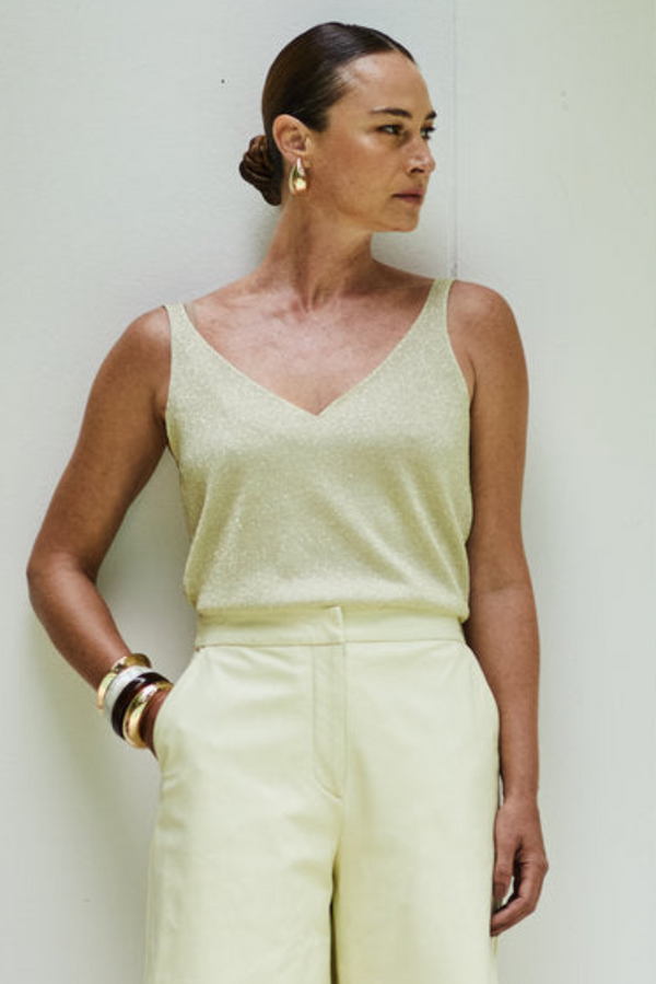 Regata Em Tricot Com Alças Finas Verde Claro