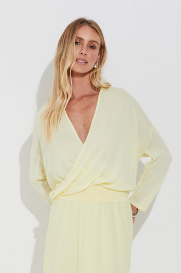 Blusa Manga Longa Com Decote Torção Em Tricot Off Limado