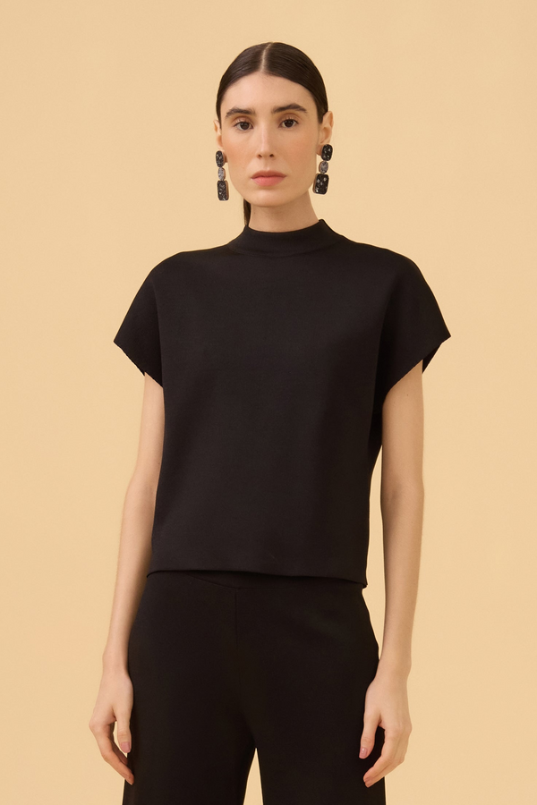 Blusa Sem Mangas Gola Alta Em Tricot Preto