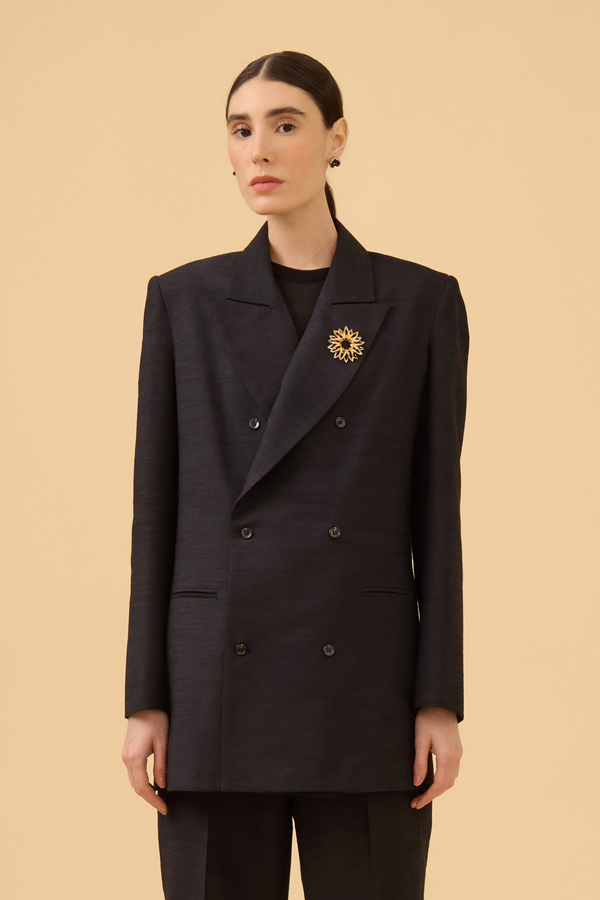 Blazer Alongado Com Duplo Abotoamento Em Tecido Preto