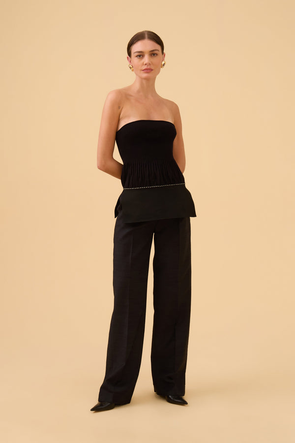 Blusa Decotada Nervuras Com Barra Acetinada Em Tricot Preto