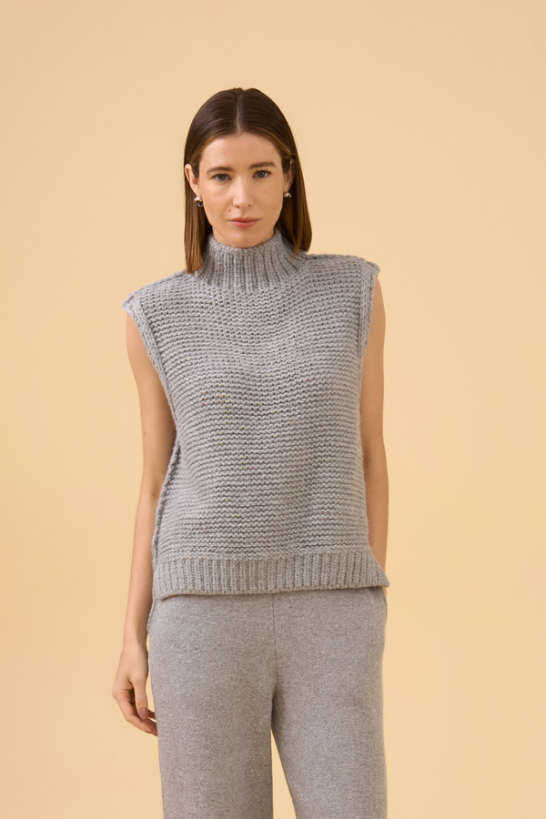 Colete Gola Alta Em Tricot Cinza Mescla