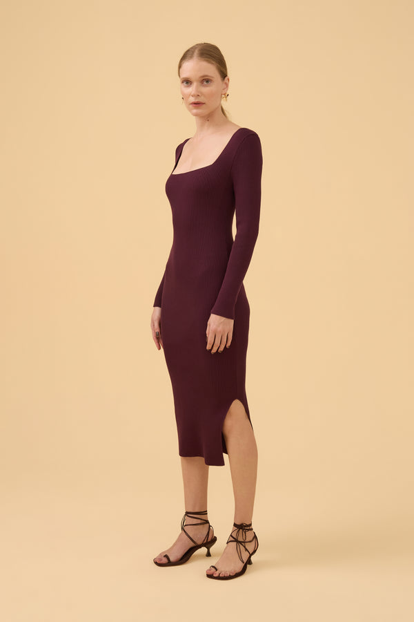 Vestido Manga Longa Decote Quadrado Em Tricot Ameixa