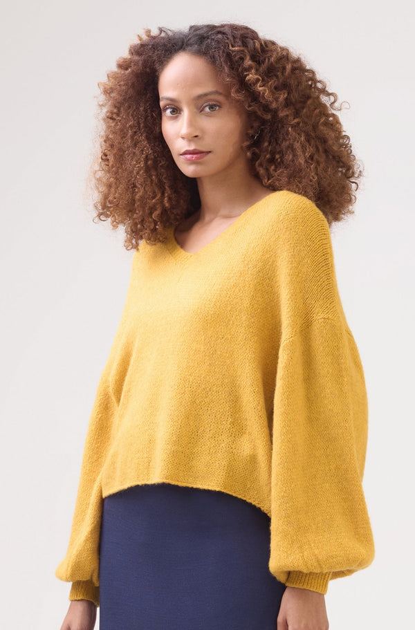 Blusa Decote Careca Manga Volume Em Tricot Citrino