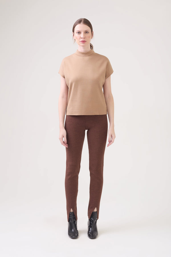 Calça Skinny Em Tricot Com Fenda Na Barra Mescla Cacau