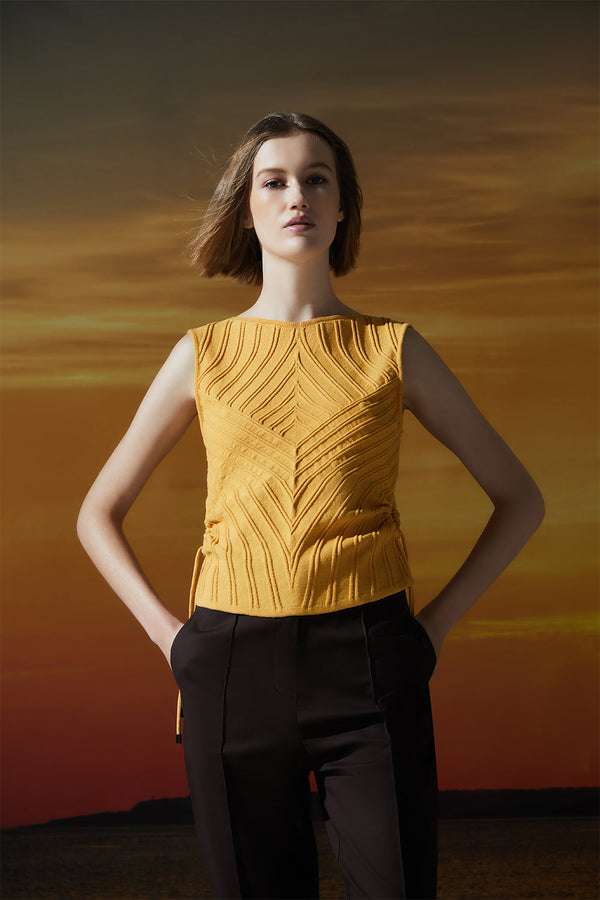 Regata Em Tricot Com Amarração