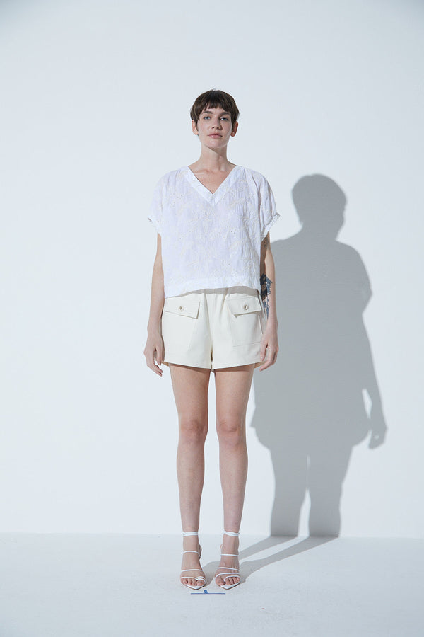 Shorts Em Tecido Com Bolsos
